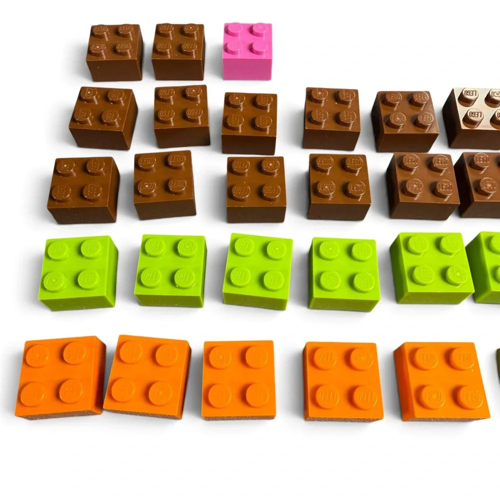 LEGO Quatro Bricks Lot Mixed Colors 2x2 2x4 Rounded Building Blocks 46 Pieces